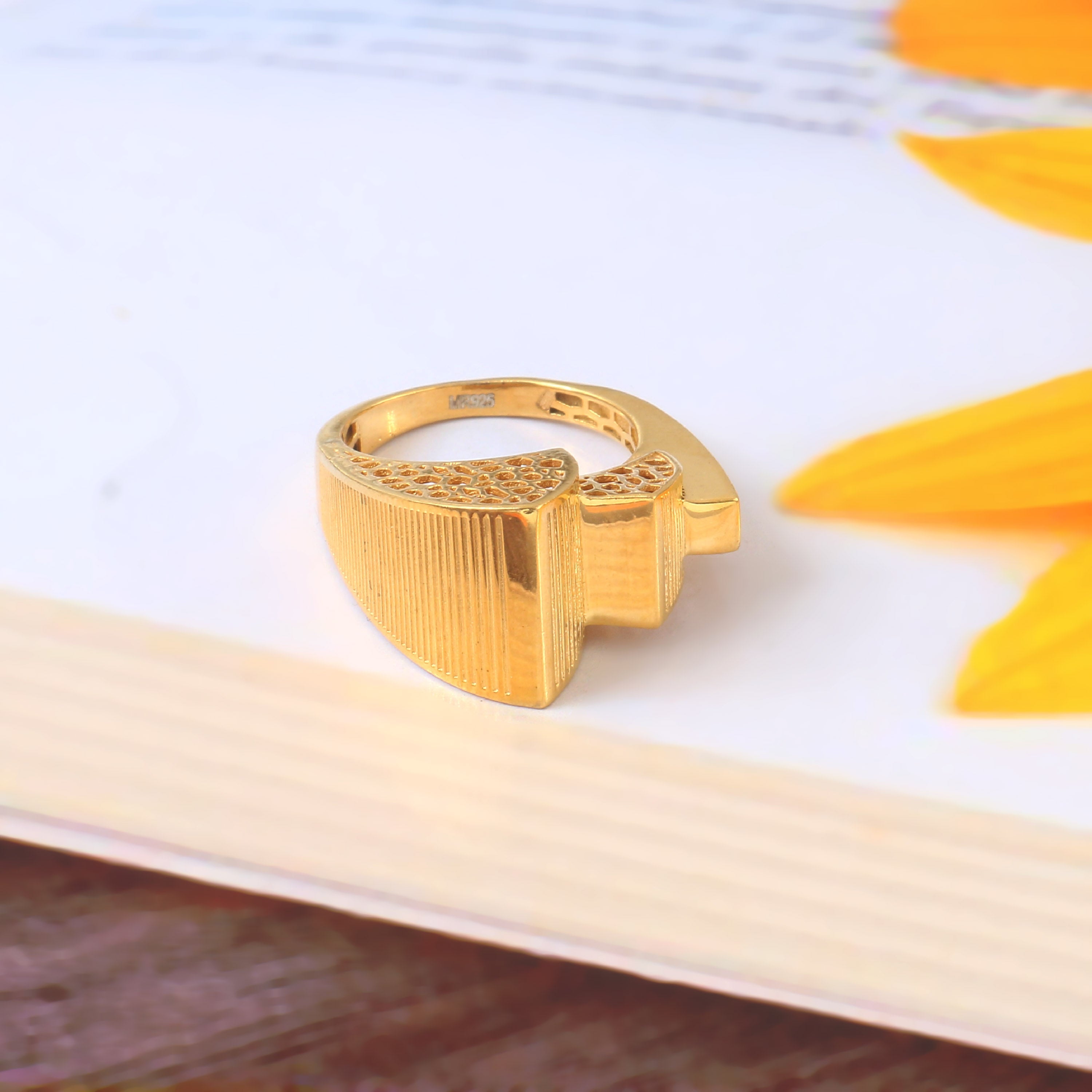 Elegant Yellow Gold Shine Silver Ring