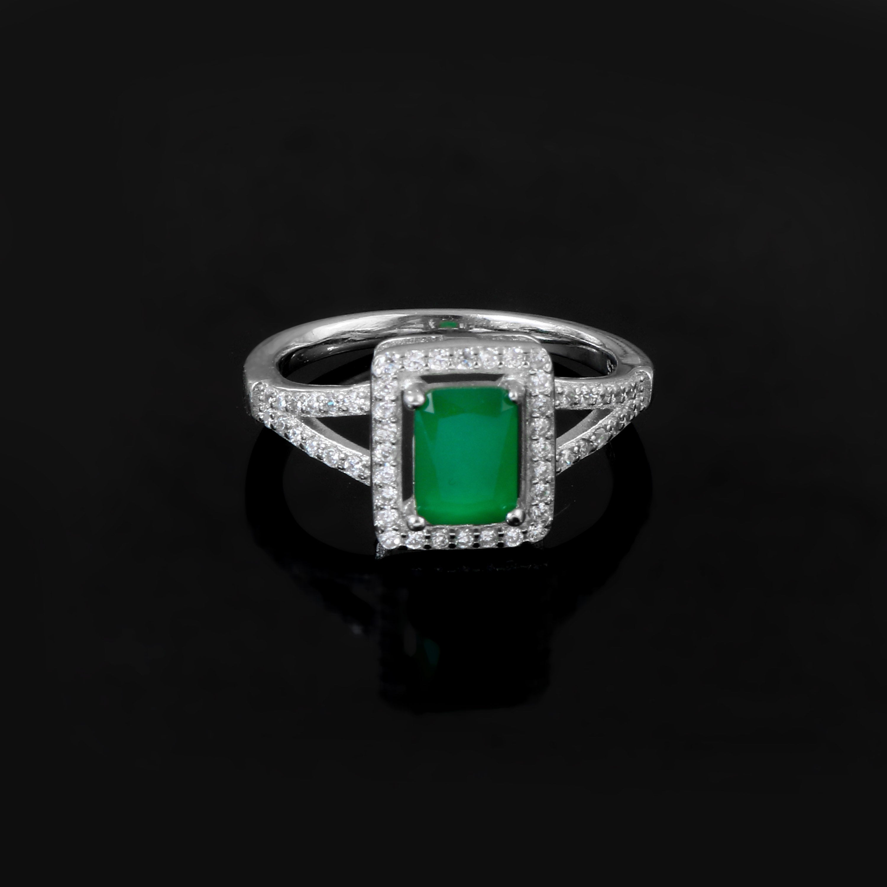 Elegant Green & White Zircon Silver Ring