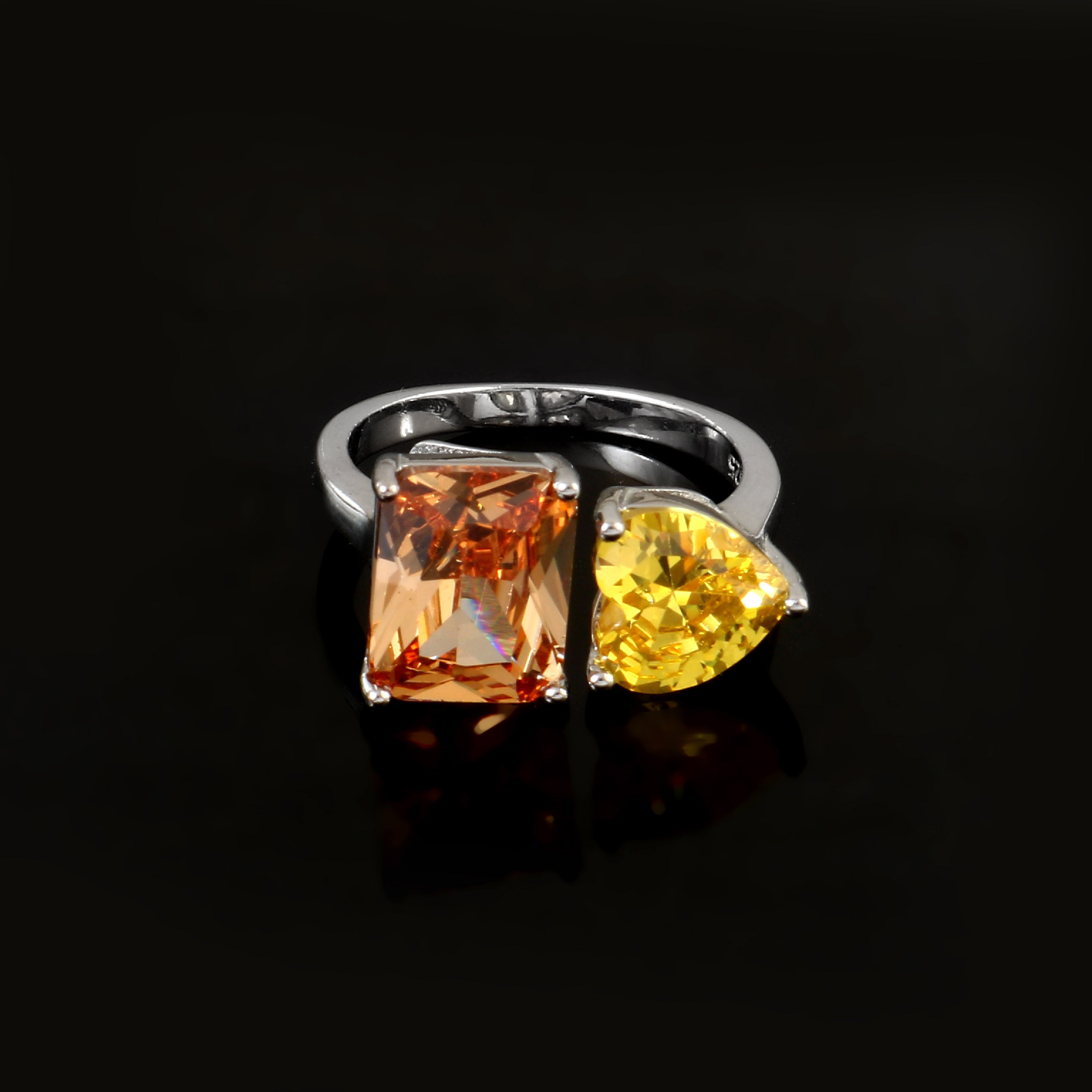 Orange Amber Yellow Toe Et Moi Silver Ring