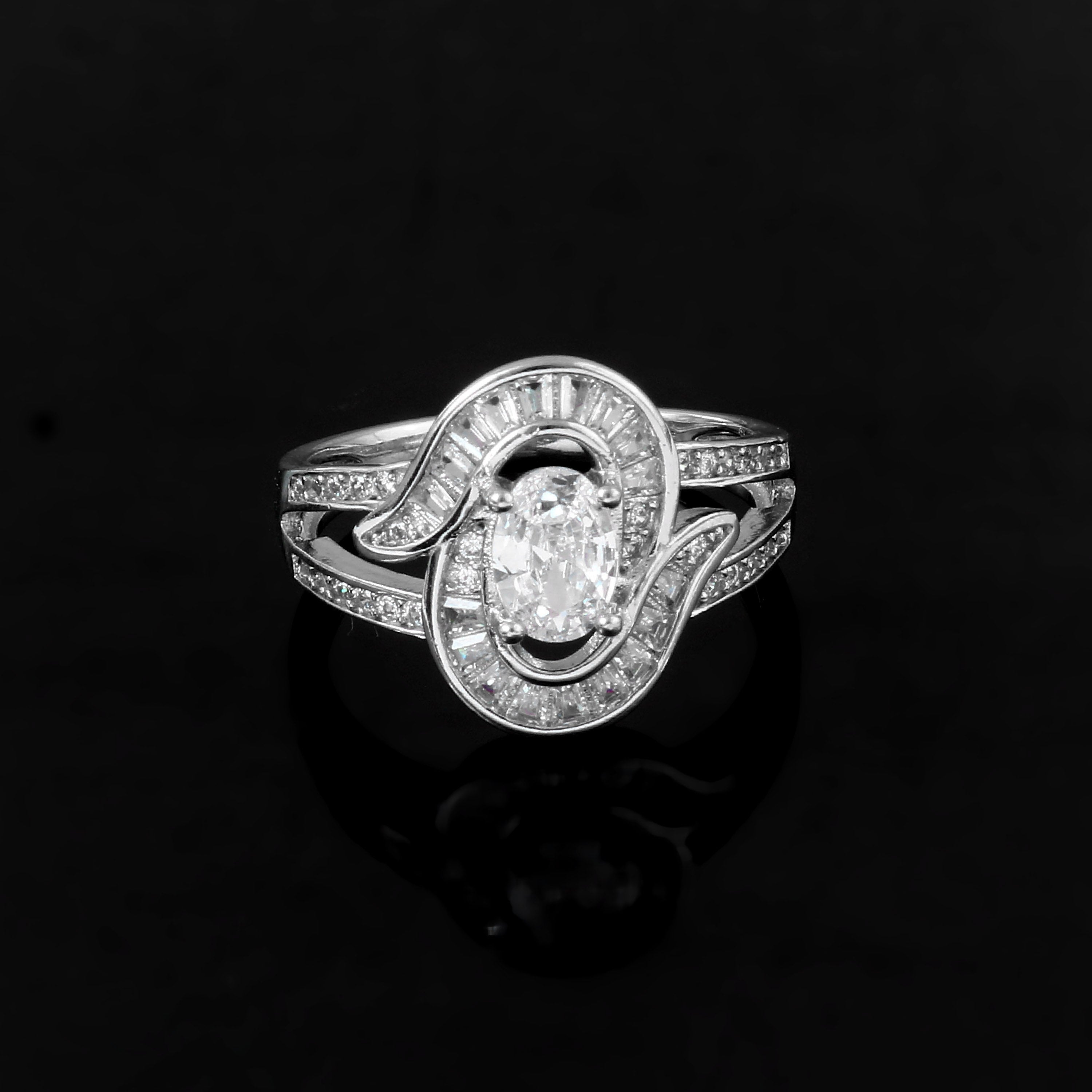 Sparkling Cubic Zircon 925 Silver Ring